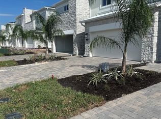 81 Nine Iron Dr, Davenport, FL 33896