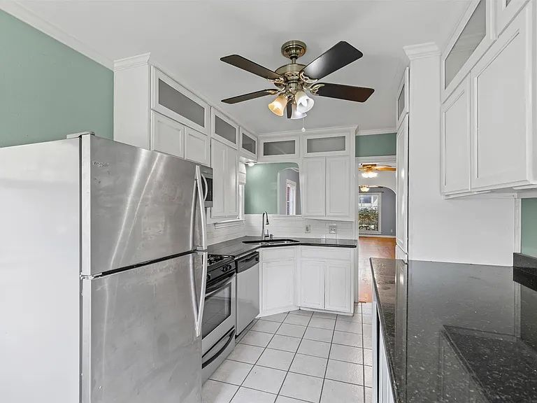 5834 Goodwin Ave — Photo 17