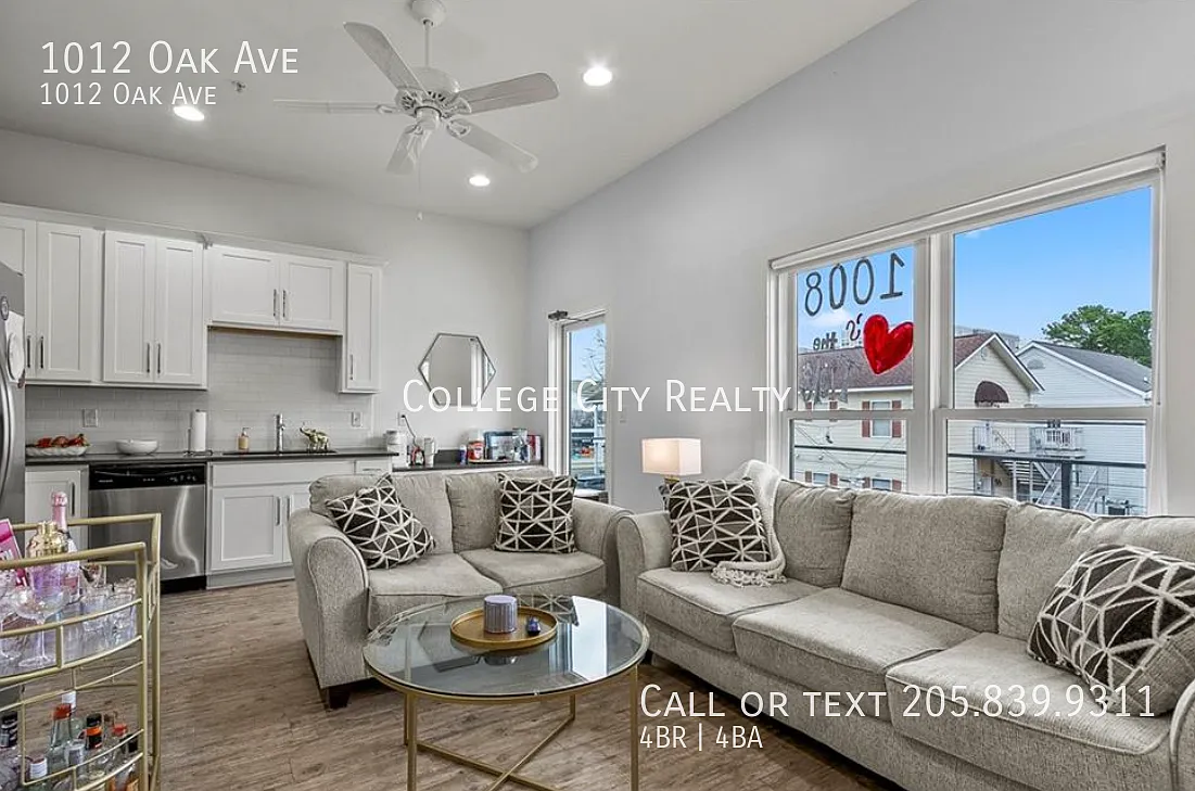 1012 Oak Ave — Photo 4