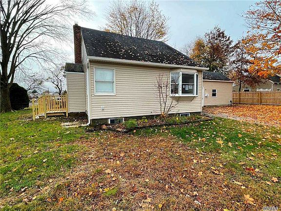 2nd image of 29 Hayden Dr
