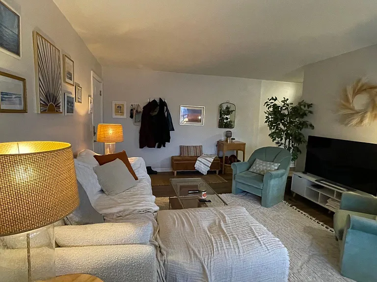 714 Spring St NE #7 — Photo 19