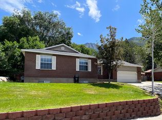 11669 S Hidden Valley Blvd, Sandy, UT 84092