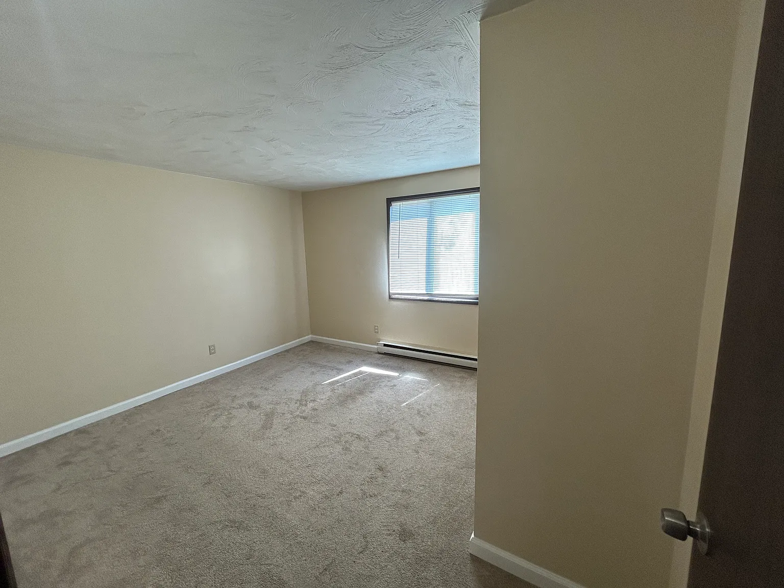 2 bed, 800 sqft, $925 — Photo 4