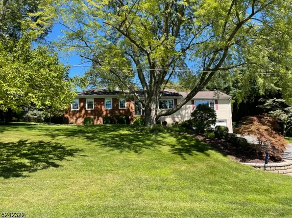 19 Deerfield Dr, Hardyston Twp., NJ 07416