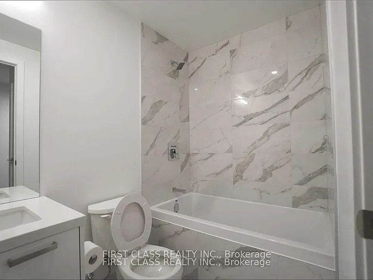 55 Ontario St #413 — Photo 9