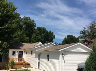 38142 N 3rd Ave, Spring Grove, IL 60081