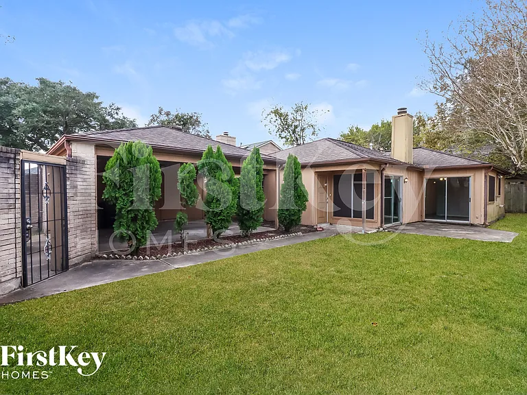 12426 Sungate Ln — Photo 14