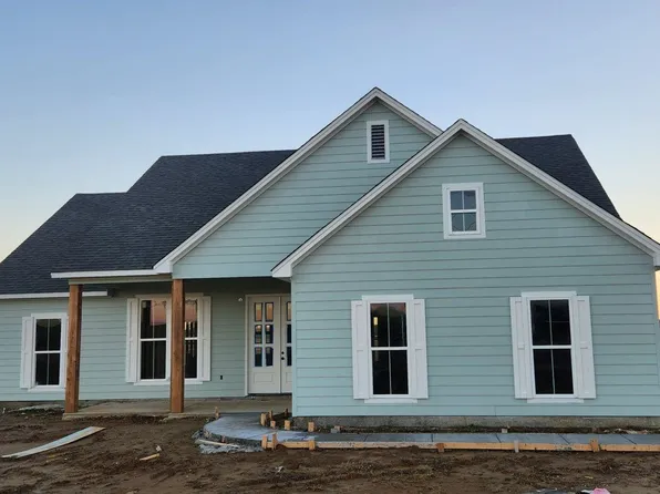 995 Wortham Dr, Covington, TN 38019