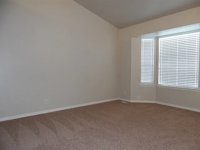 1859 N 750 W — Photo 4