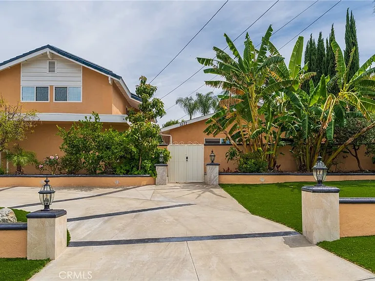 5562 Highland Ave — Photo 45
