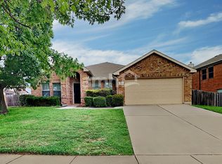 1207 Fox Glen Trl, Mansfield, TX 76063