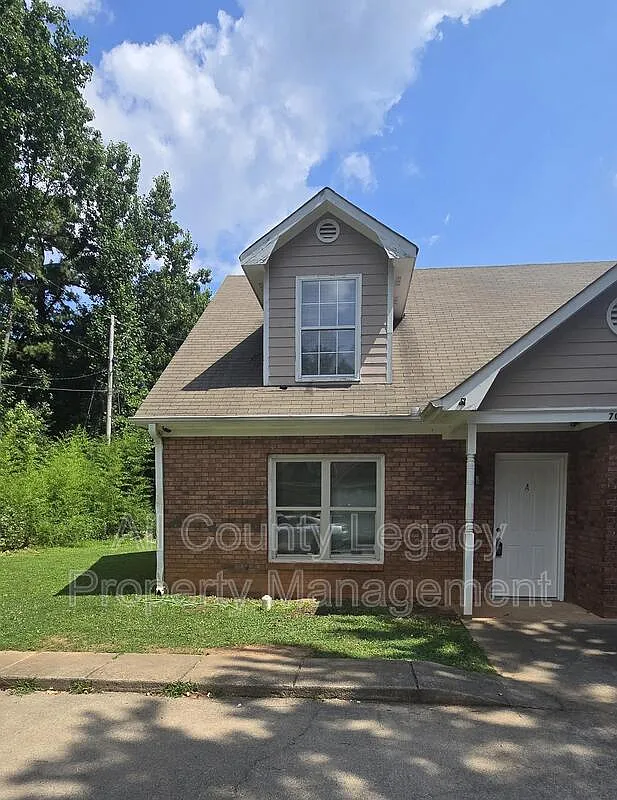 2 bed, 2.0 bath, $1,295 — Photo 1
