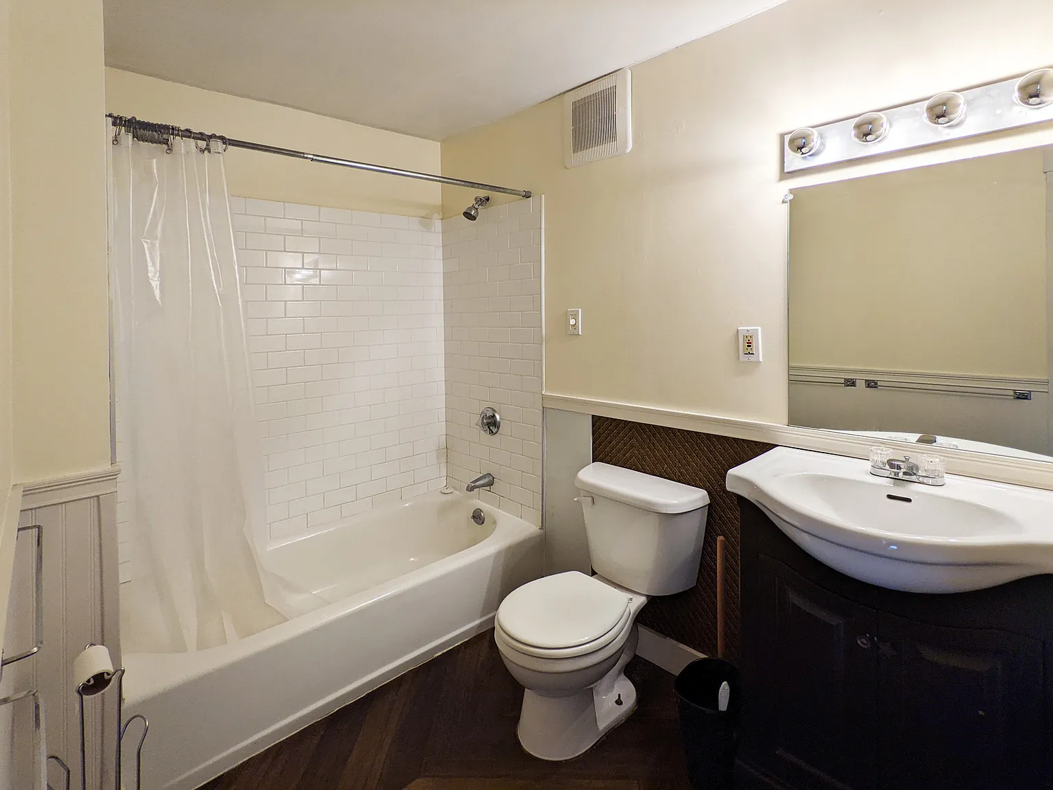 75 Green St — Photo 4