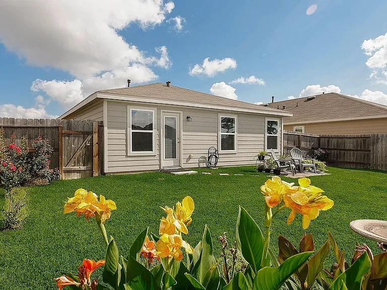 41694 Sorrel Spring Ln — Photo 16