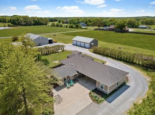 17171 Gary Turner Rd, Siloam Springs, AR 72761