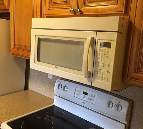 2nd image of 10125 NW 9th Street Cir APT 202
