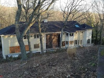 11 Split Rock, Melville, NY, 11747