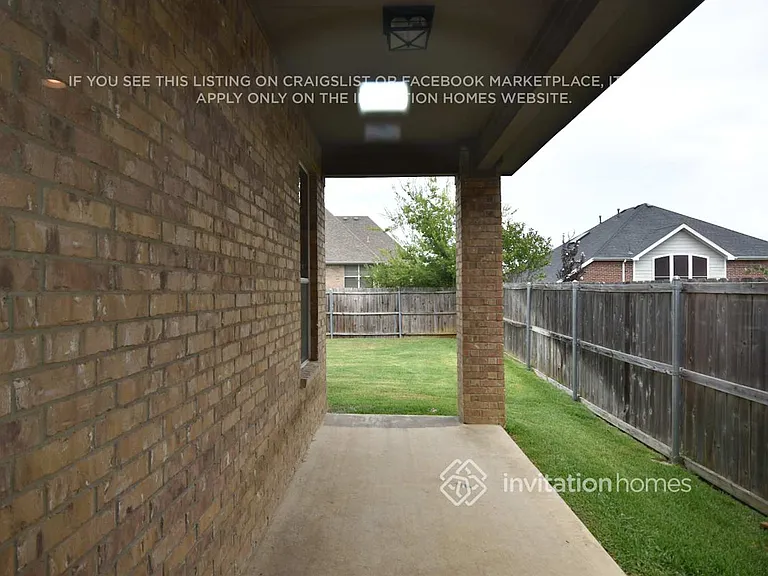 636 Shire Way — Photo 24