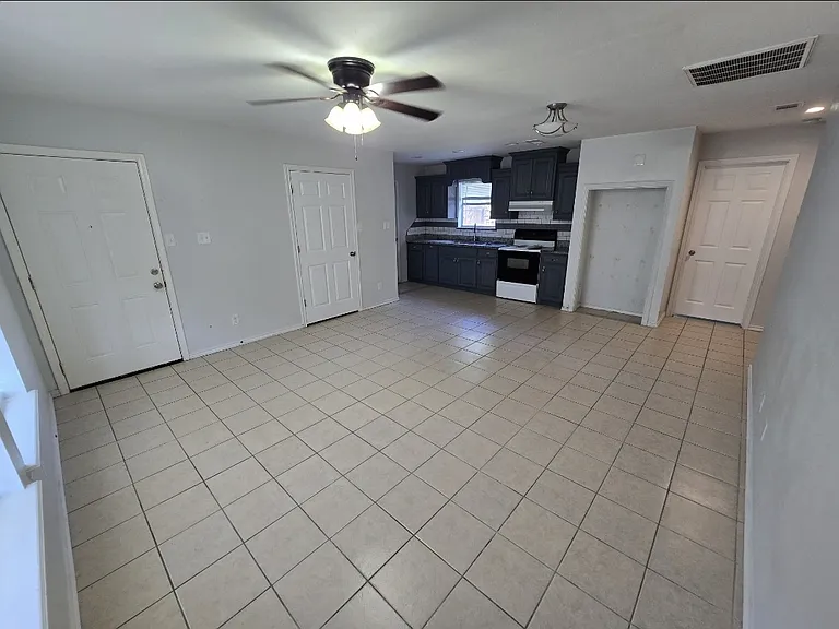 809 W Cardinal Ave — Photo 7