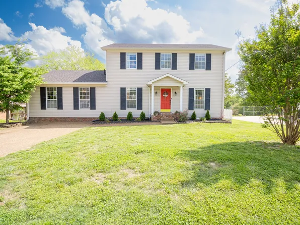 5177 Roxborough Dr, Hermitage, TN 37076