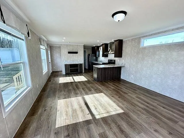 10 New Haven Ct #10 — Photo 2