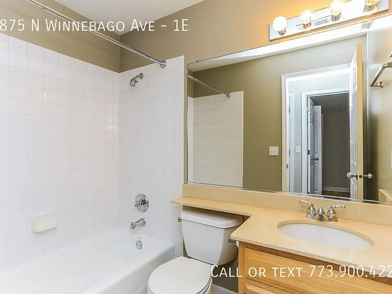 1875 N Winnebago Ave #1E — Photo 9