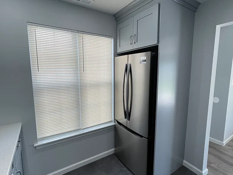 3815 Adelaide Dr — Photo 3