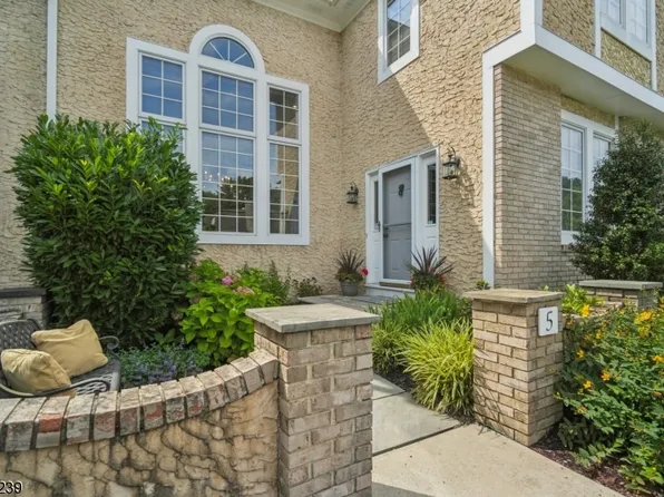5 Rolling Hill Court, Madison Boro, NJ 07940
