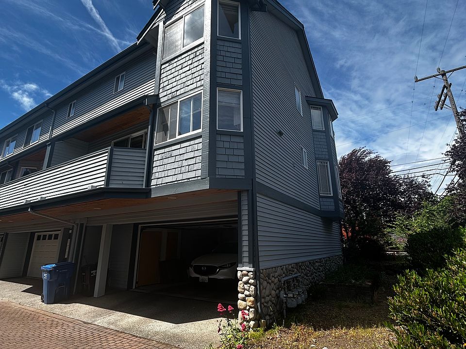 1st image of 727 N 43rd St