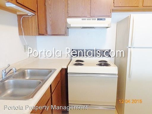 3rd image of 218 Vista Prieta Ct
