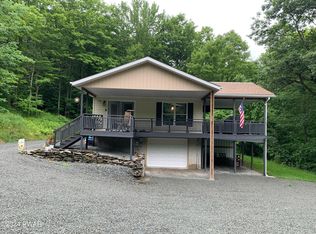 5377 Little Ireland Rd, Starrucca, PA 18462