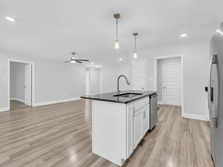 438 Mattingly Dr — Photo 14