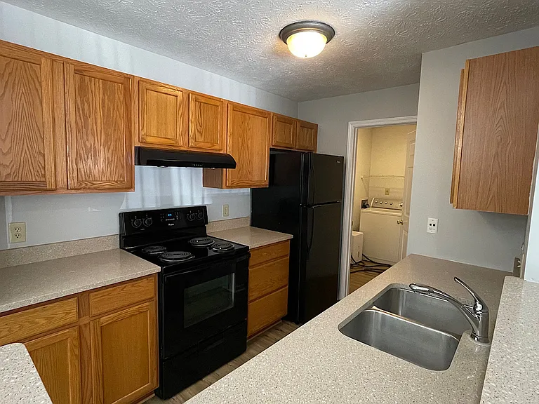8314 Glenwillow Ln #101 — Photo 12