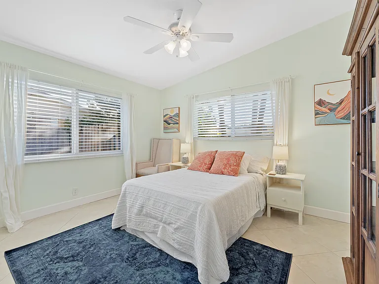 429 Inlet Rd — Photo 23
