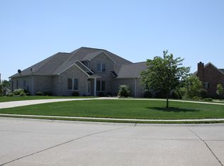 1690 Lancaster Dr, O Fallon, IL