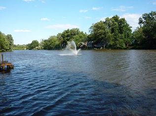 123 Lakeside Dr N, Piscataway, NJ