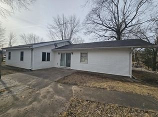 167 Witmer Rd, Moscow, IA 52760