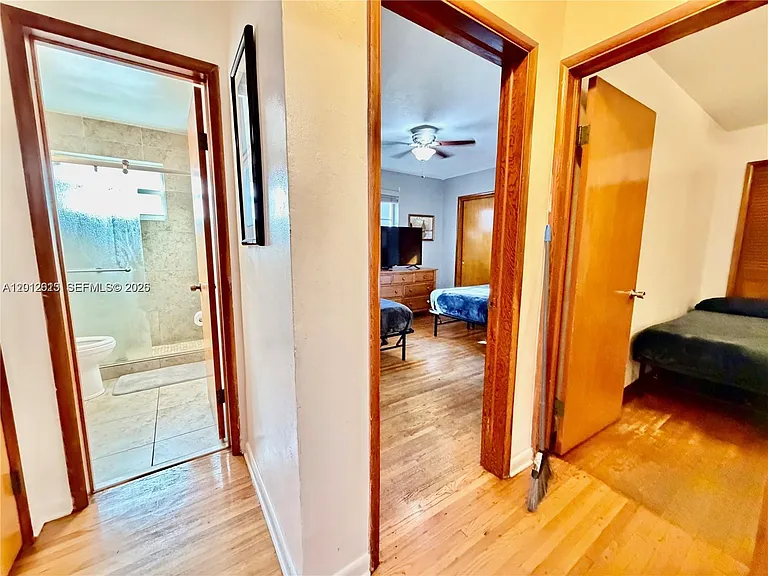 45 SE 14th St #1 — Photo 9