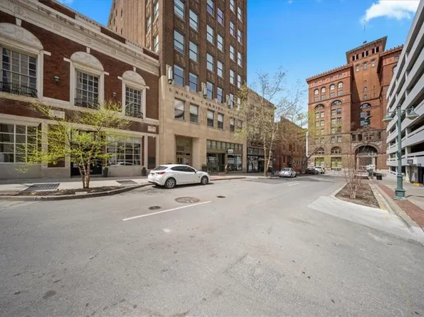 912 Baltimore Ave #701, Kansas City, MO 64105