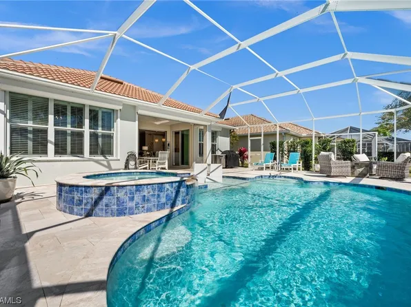 8452 Benelli Ct, Naples, FL 34114