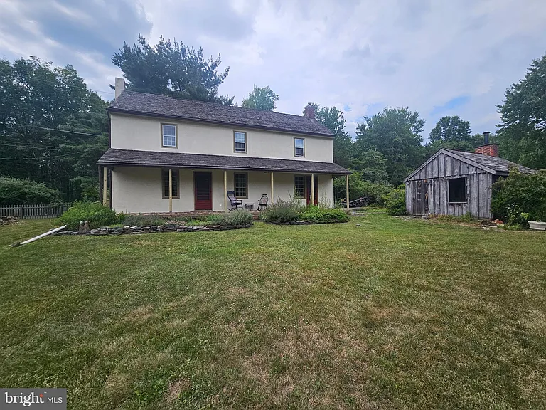 49 Rope Walk Rd — Photo 1