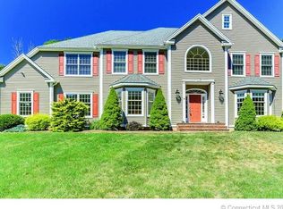4 Nauset Ln, Unionville, CT 06085