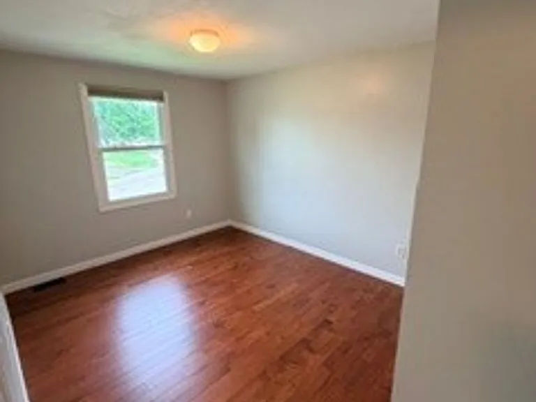 5561 Imperia Ln — Photo 10