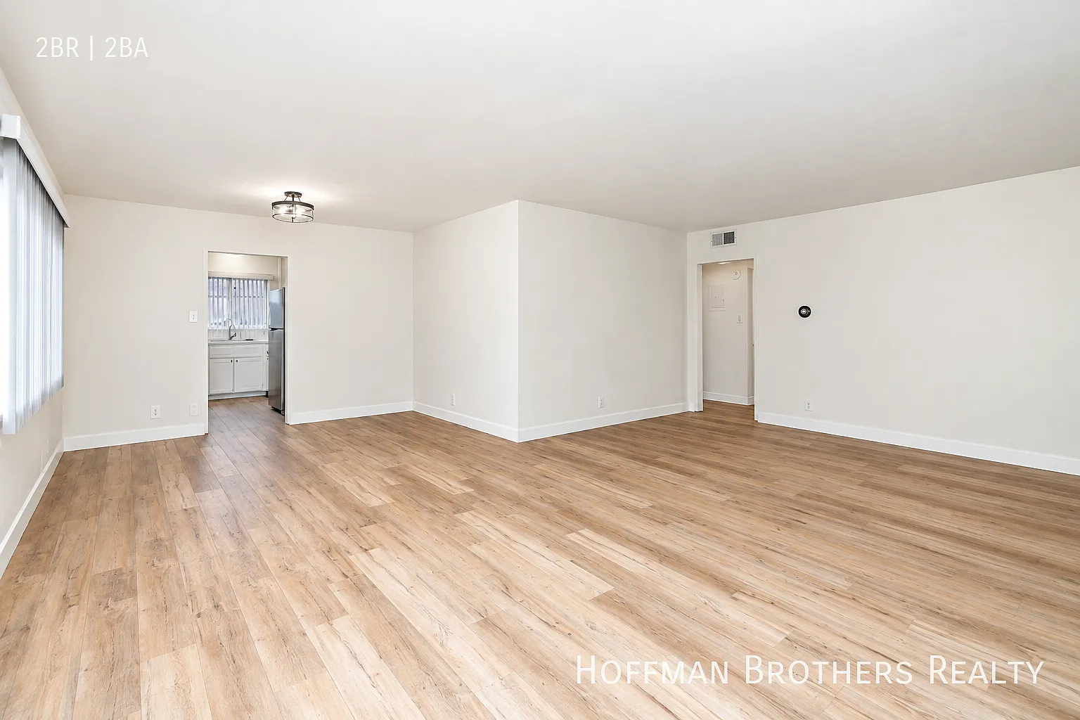 1831 Glendon Ave Los Angeles, CA 90025 — Photo 1