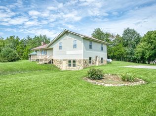 115 Branham Ln, Pall Mall, TN 38577