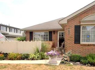 416 Virginia Ct, Pataskala, OH