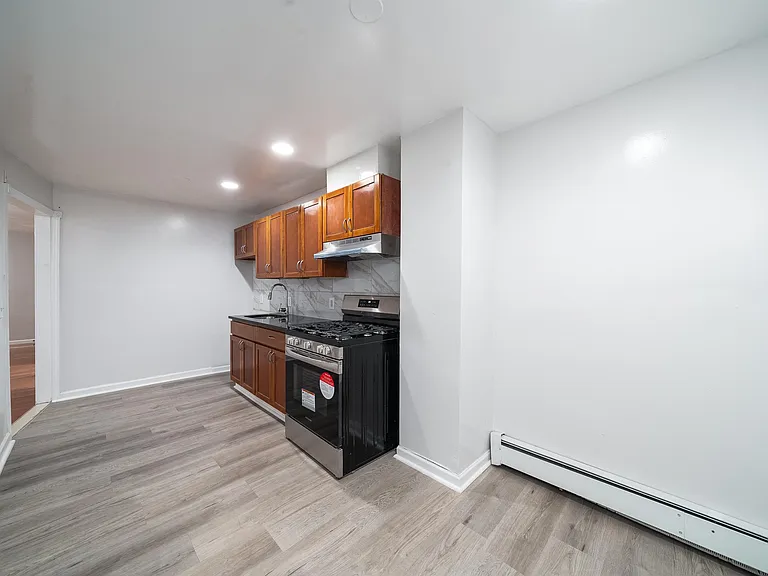 365 Claremont Ave #1 — Photo 14
