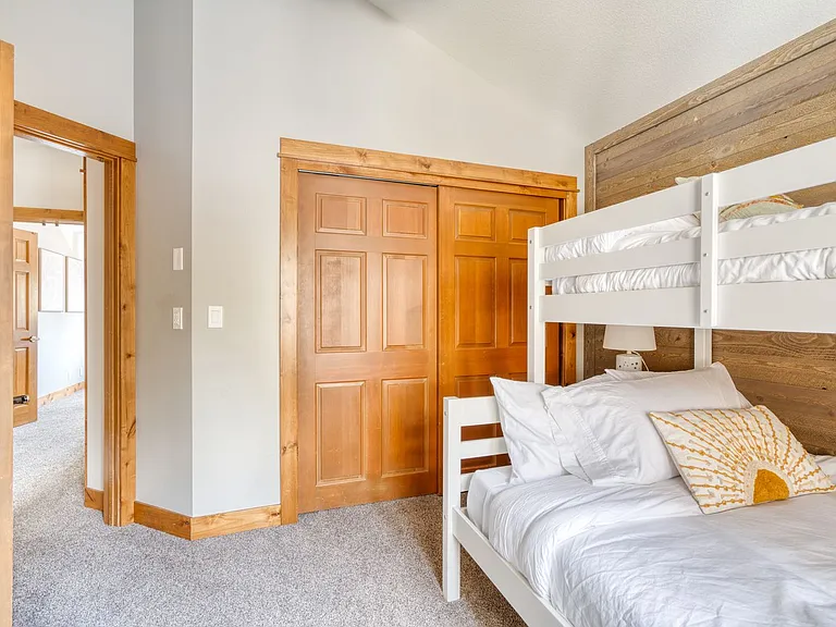 61497 Orion Dr — Photo 8