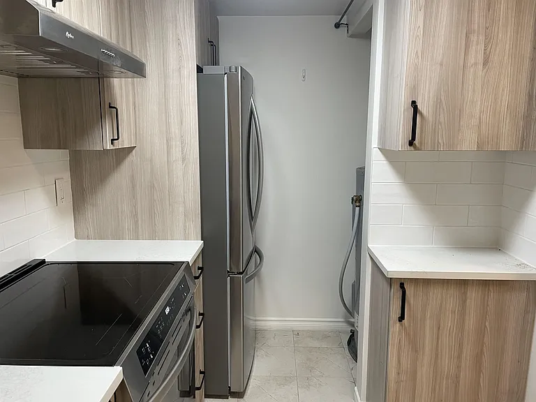 1550 Marine Dr #103 — Photo 5