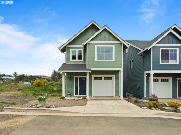413 NW 5th St, Newport, OR 97365